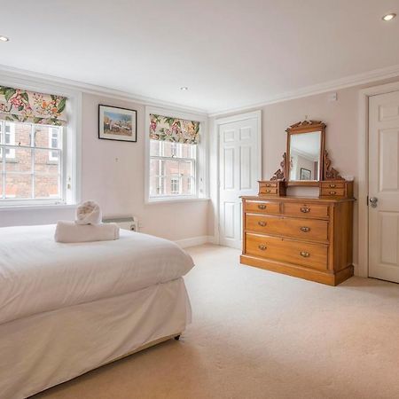 Appartamento St Helen'S House With Minster Views York Esterno foto