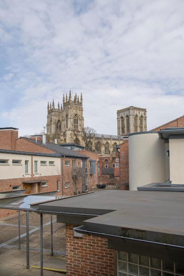 Appartamento St Helen'S House With Minster Views York Esterno foto