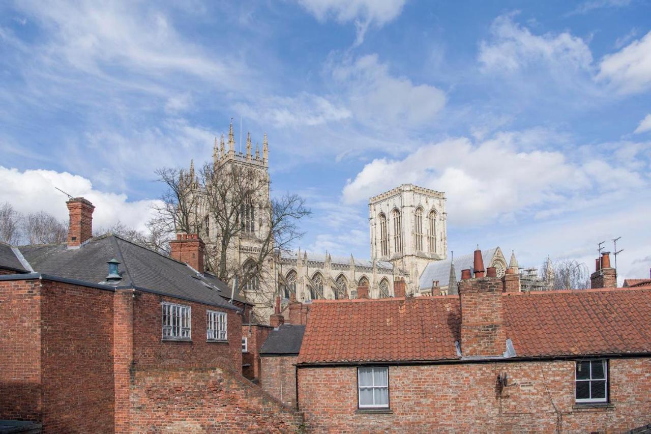 Appartamento St Helen'S House With Minster Views York Esterno foto